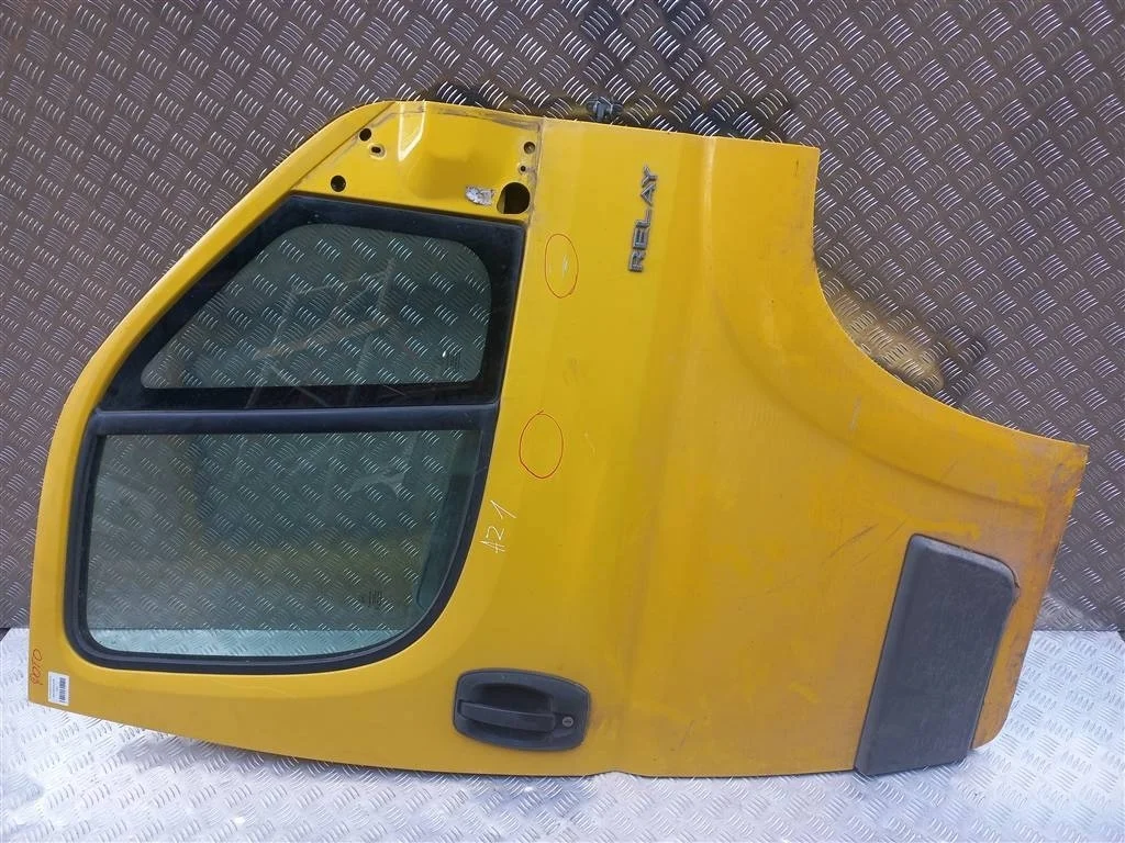 Дверь передняя правая Citroen Jumper II (2006—201