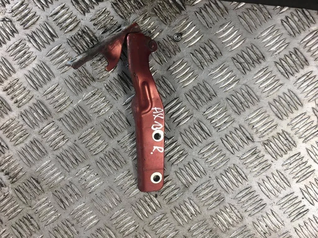 Петля капота левая Fiat Doblo I рестайлинг (2005—