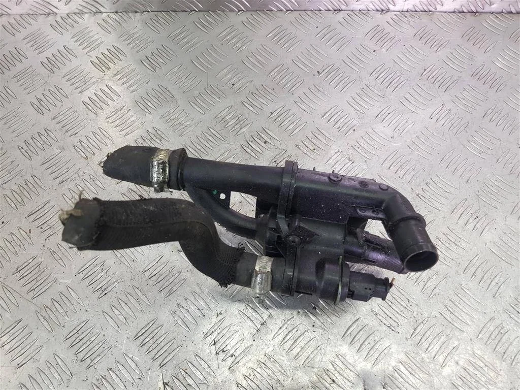 Корпус термостата Citroen Berlingo I рестайлинг (