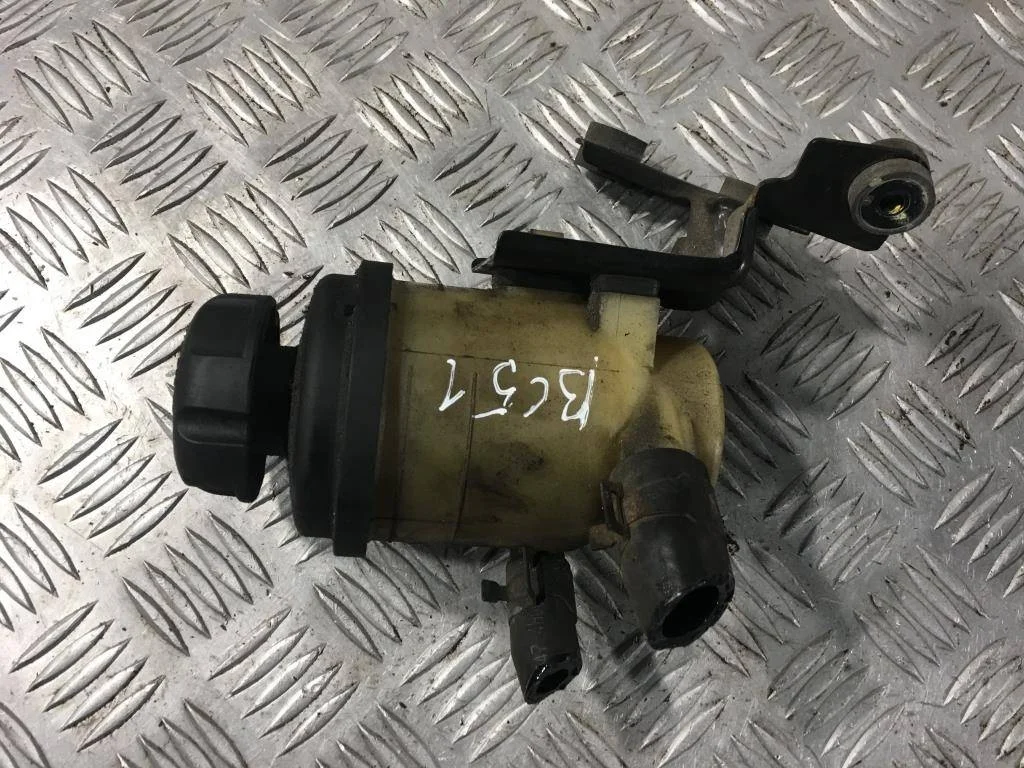 Бачок гидроусилителя Hyundai Grand Starex I (2007