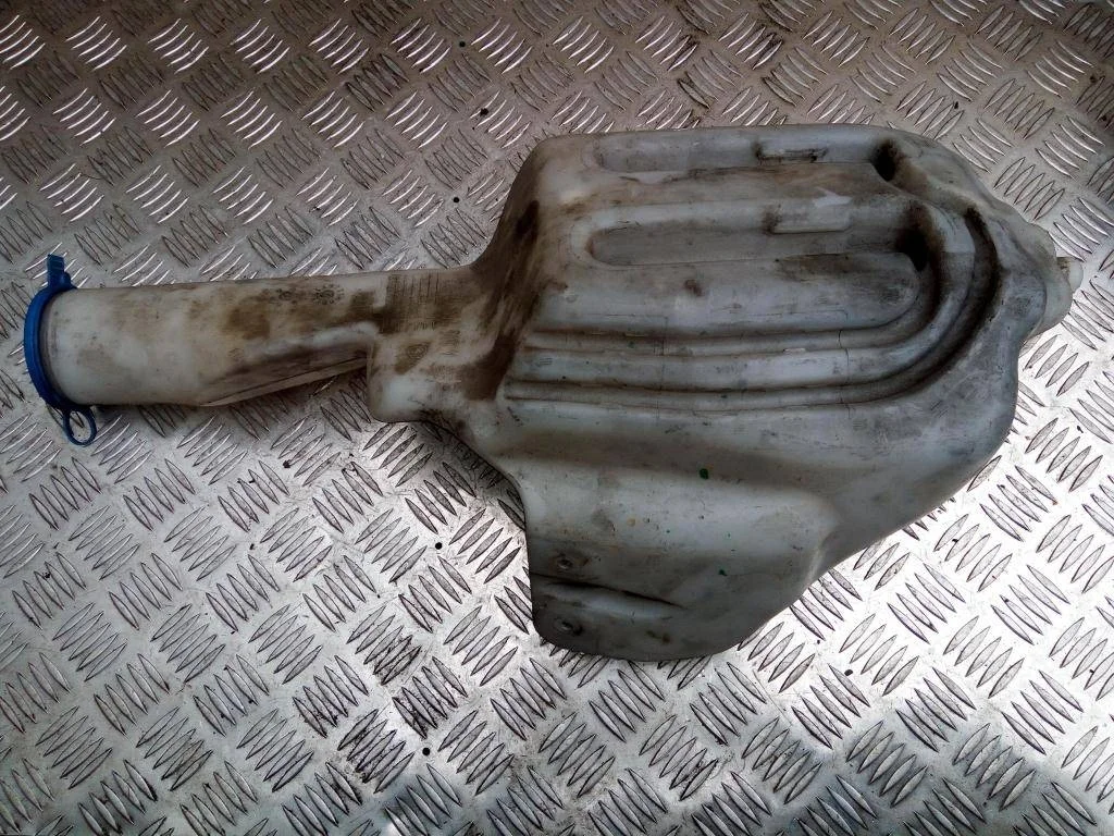 Бачок омывателя Volkswagen Crafter I (2006—2011)