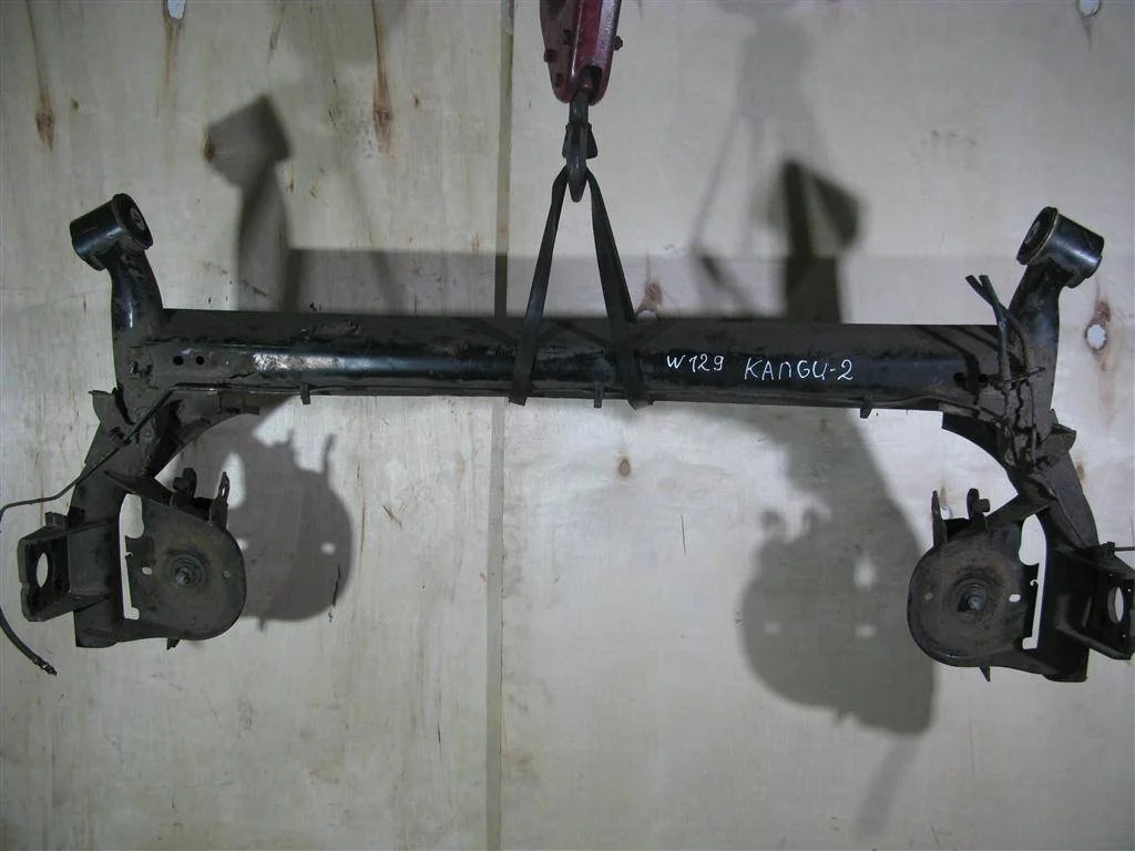 Балка задняя Renault Kangoo II (2007—2013)