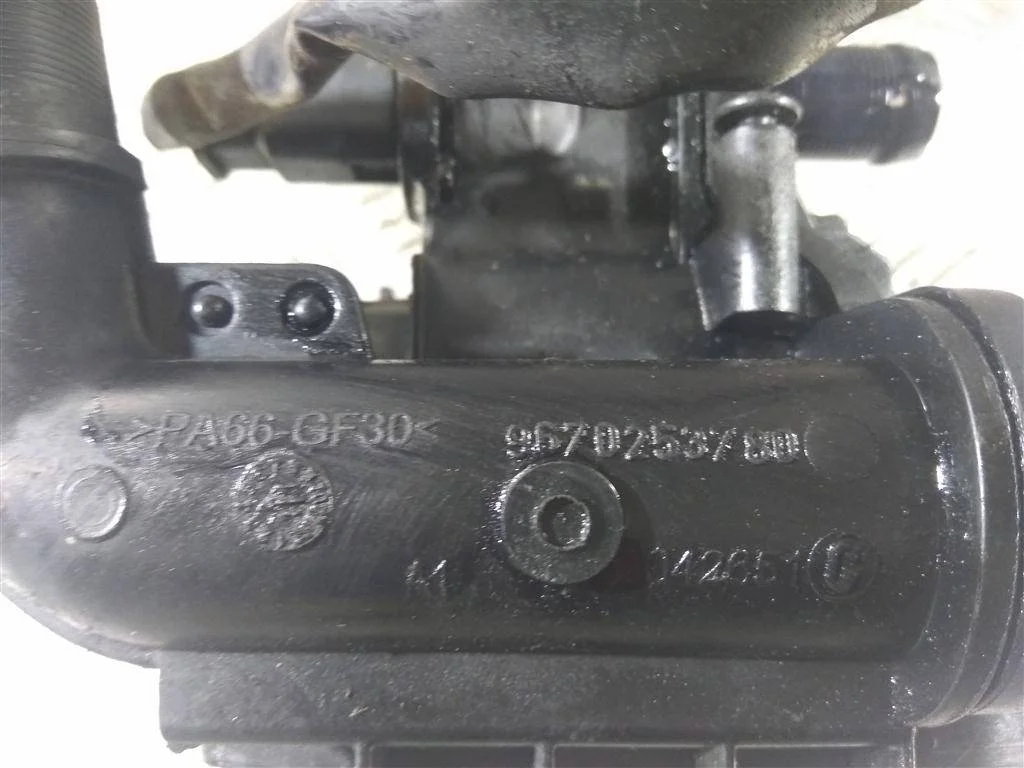 Корпус термостата Peugeot Partner II рестайлинг (