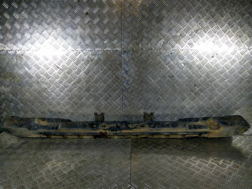 Усилитель бампера задний Peugeot Partner I рестай