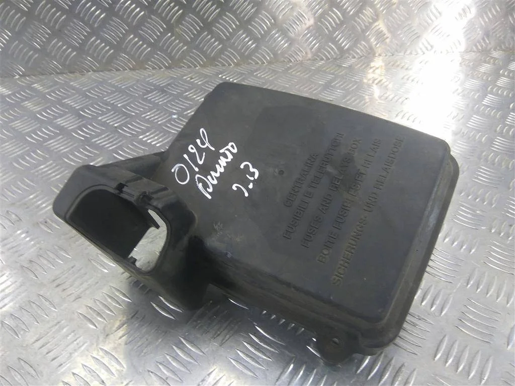 Крышка блока предохранителей Fiat Ducato III (200