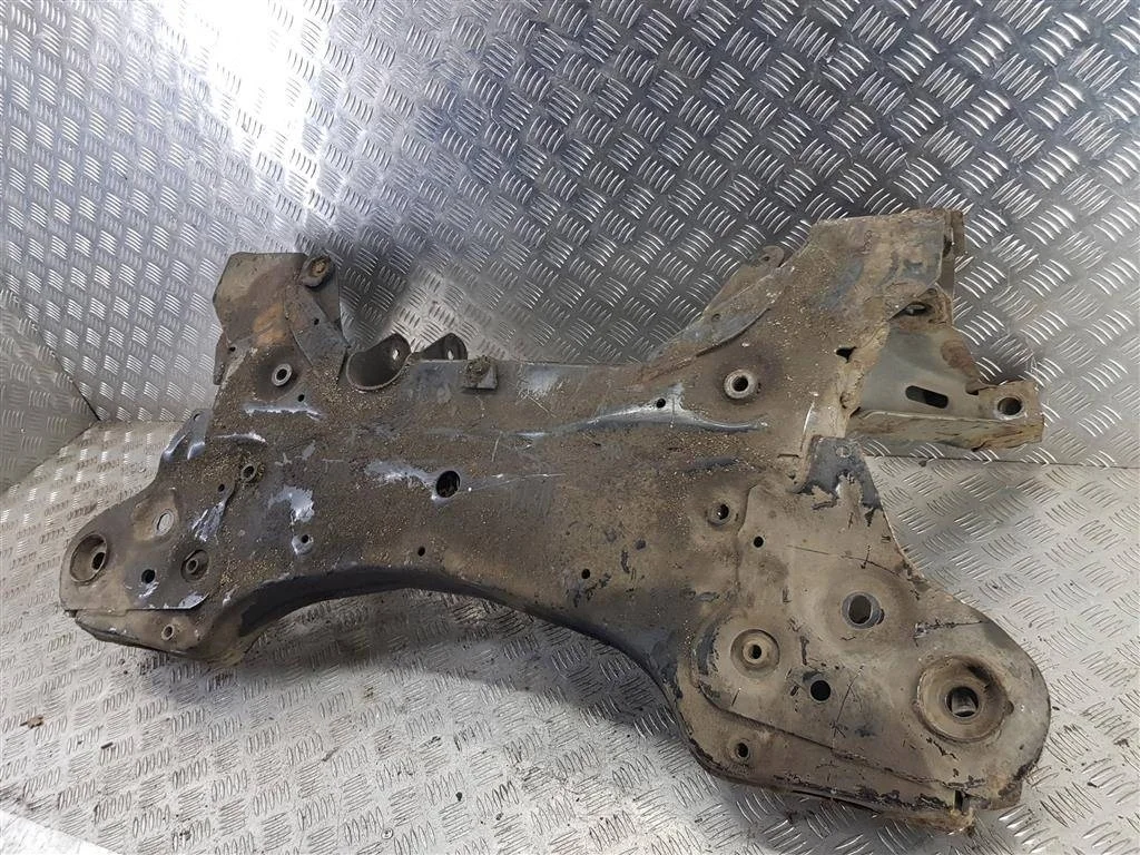 Подрамник передний (Балка подмоторная) Renault Ma