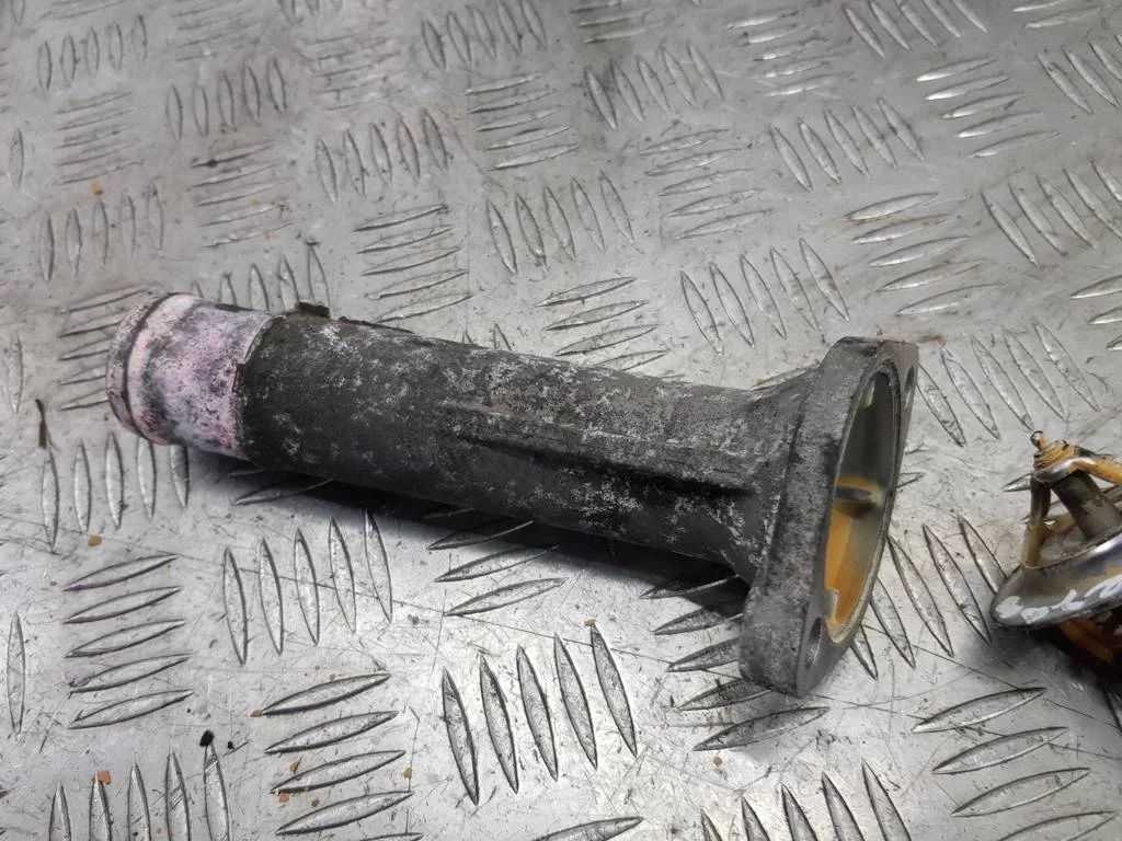 Корпус термостата Hyundai Grand Starex I (2007—20