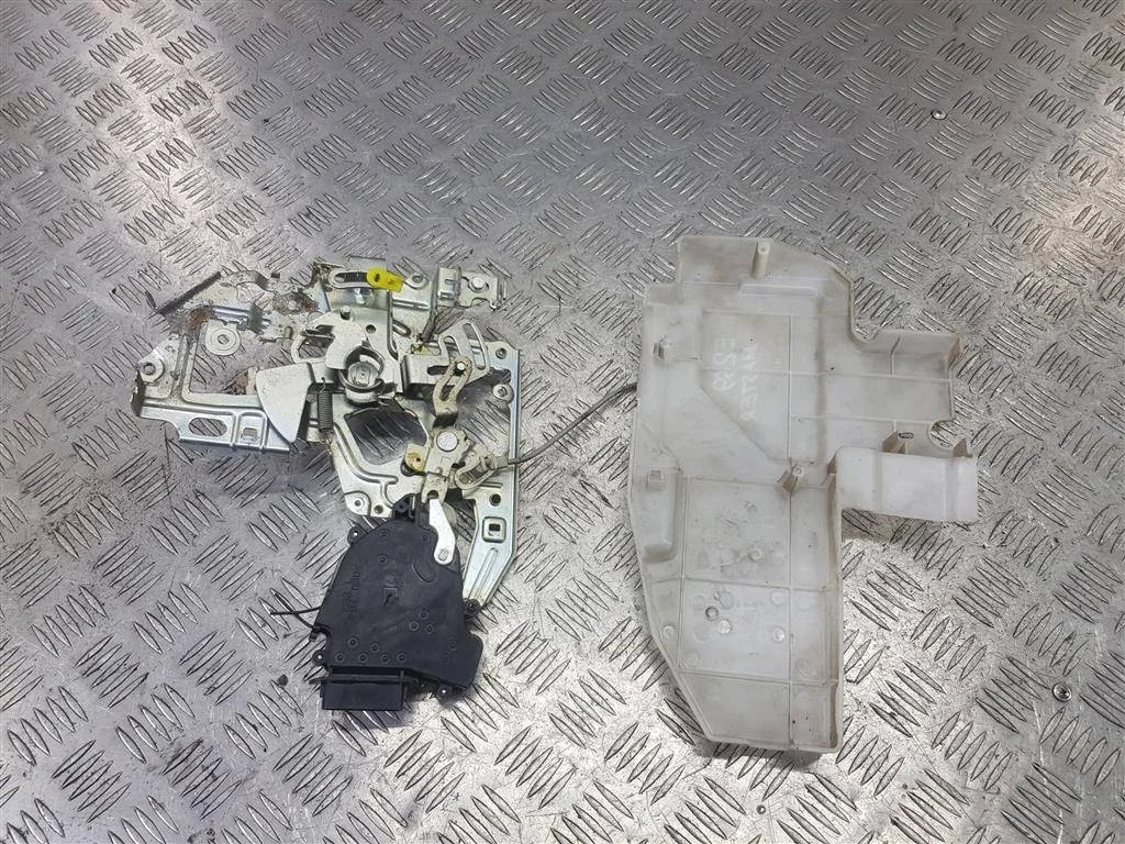 Активатор замка двери Renault Master III (2010—20