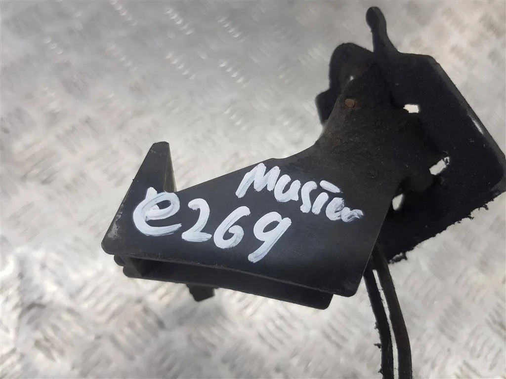 Замок капота Renault Master III (2010—2014)