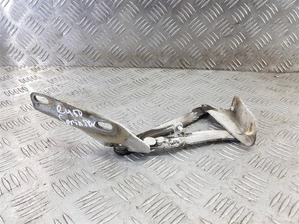 Петля капота левая MERCEDES-BENZ Sprinter W906 (2