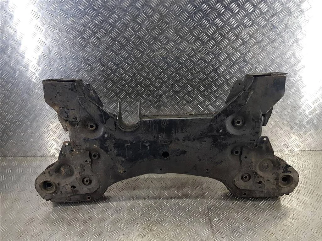 Подрамник передний (Балка подмоторная) Renault Ma