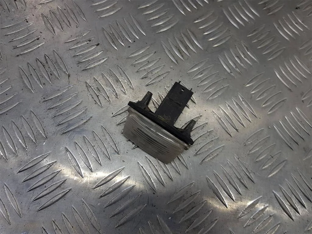 Фонарь номерного знака Peugeot Partner I рестайли