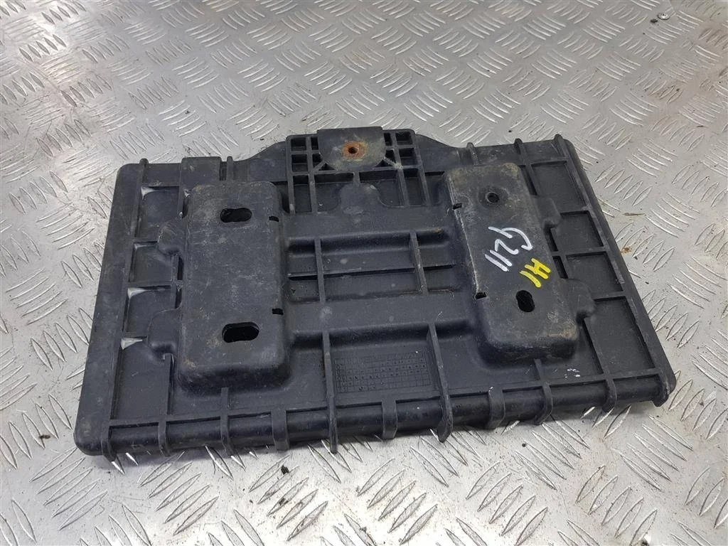 Подставка под Аккумулятор Hyundai Grand Starex I