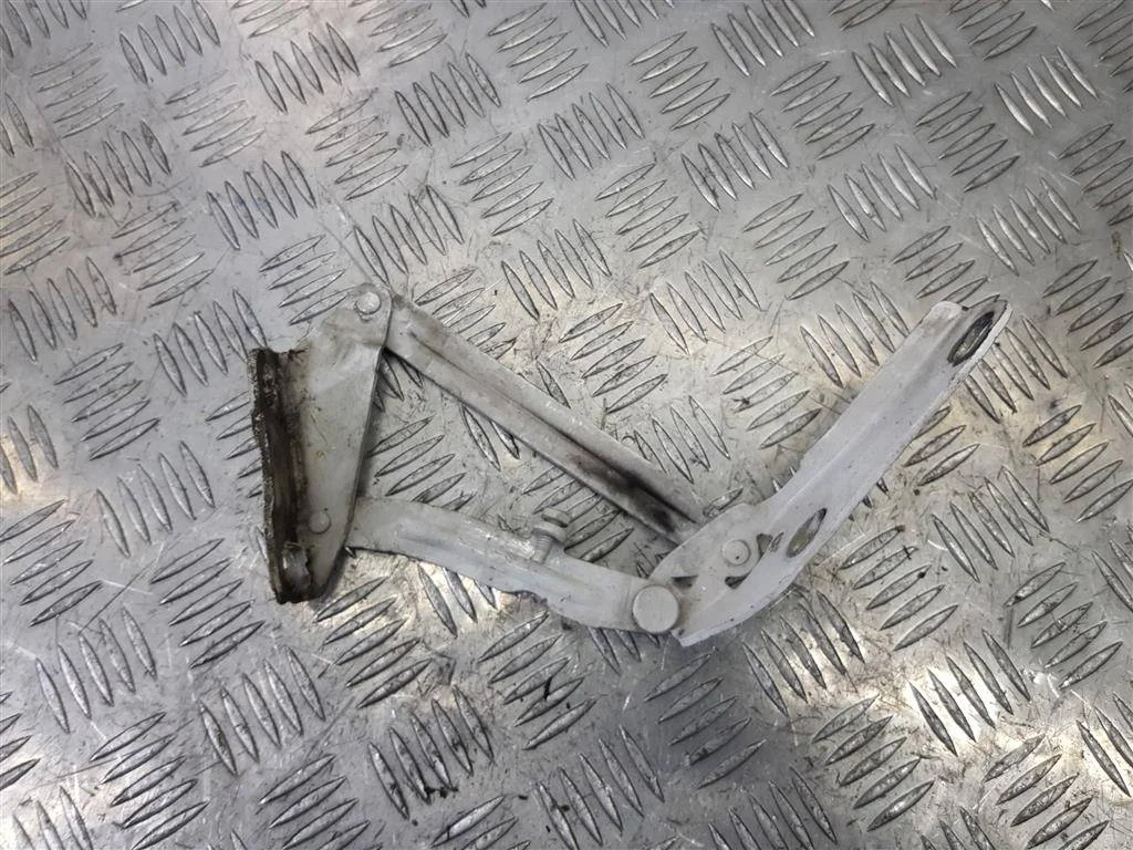 Петля капота правая Volkswagen Crafter I (2006—20