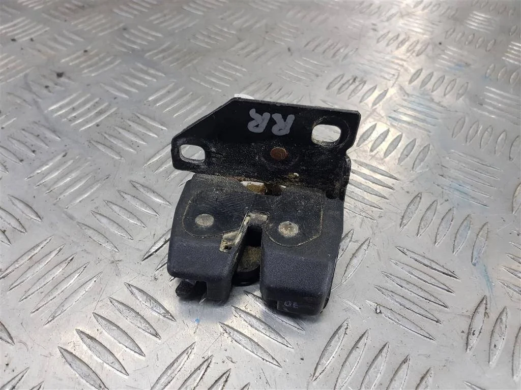 Замок двери распашной правый Fiat Doblo II (2010—