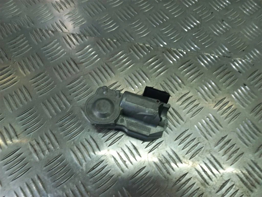 Замок рулевой колонки MERCEDES-BENZ Vito W639 (20