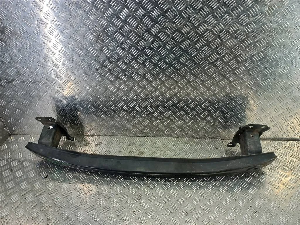 Усилитель бампера передний Volkswagen Caddy III (