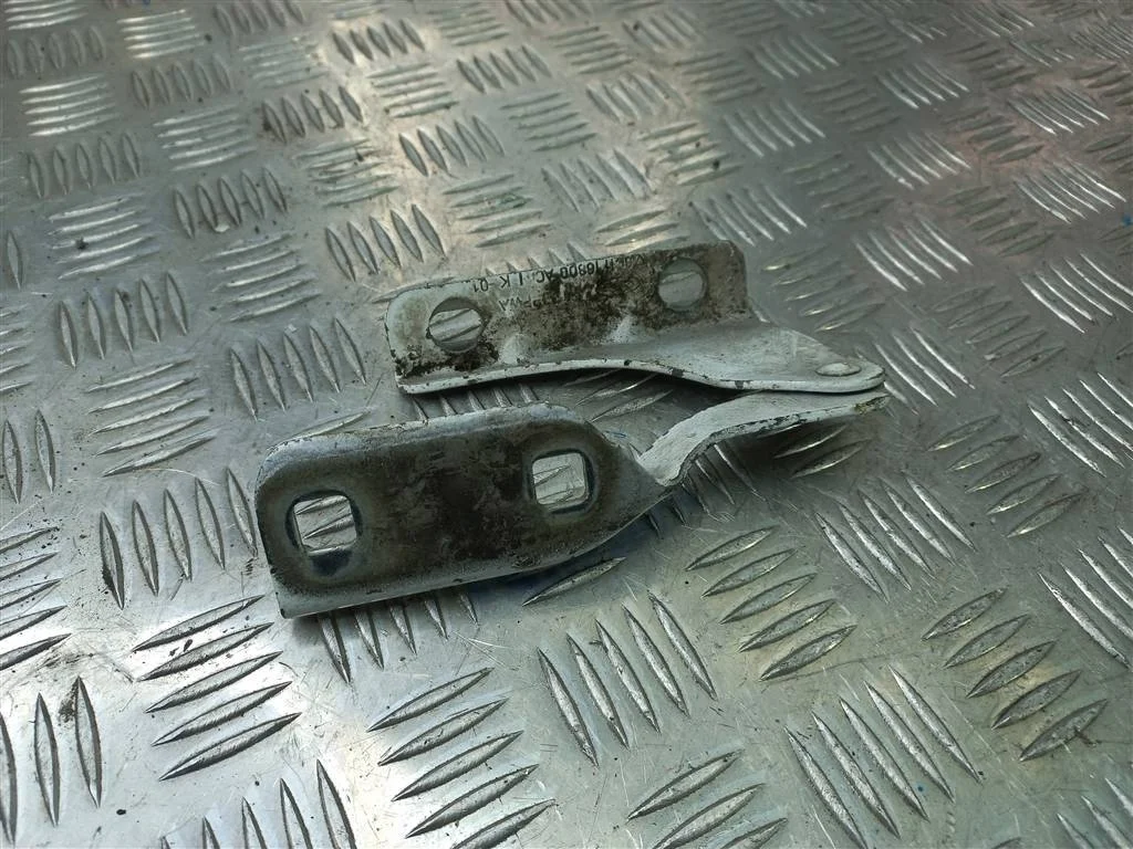 Петля капота правая FORD Transit VII (2006—2014)