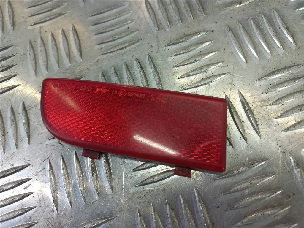 Катафот задний MERCEDES-BENZ Vito W639 (2003—2010)