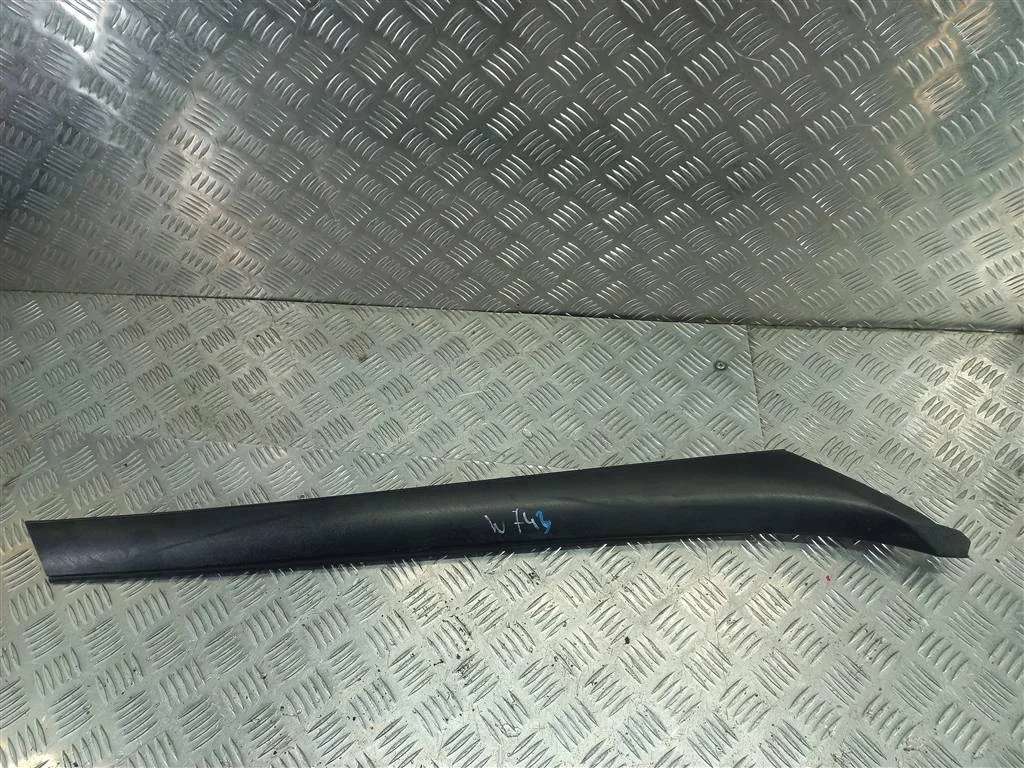 Накладка лобового стекла левая FORD Transit VII (