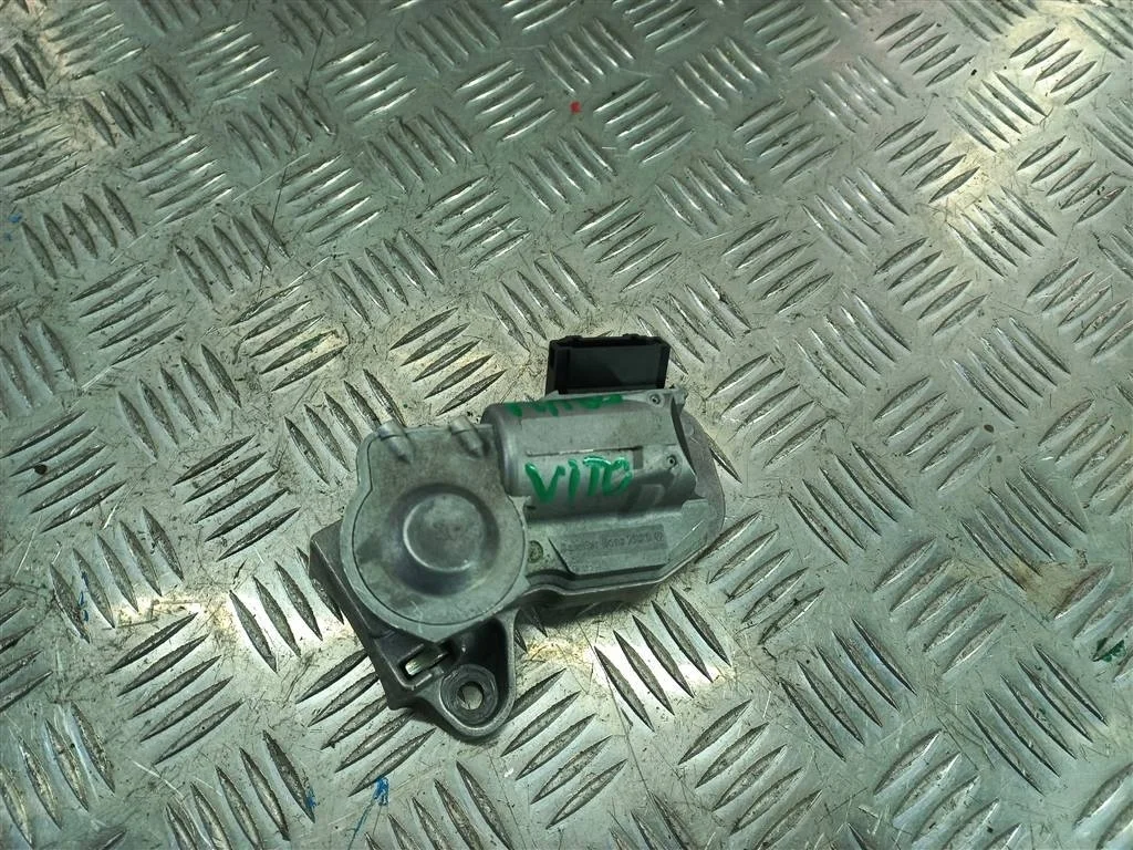 Замок рулевой колонки MERCEDES-BENZ Vito W639 (20