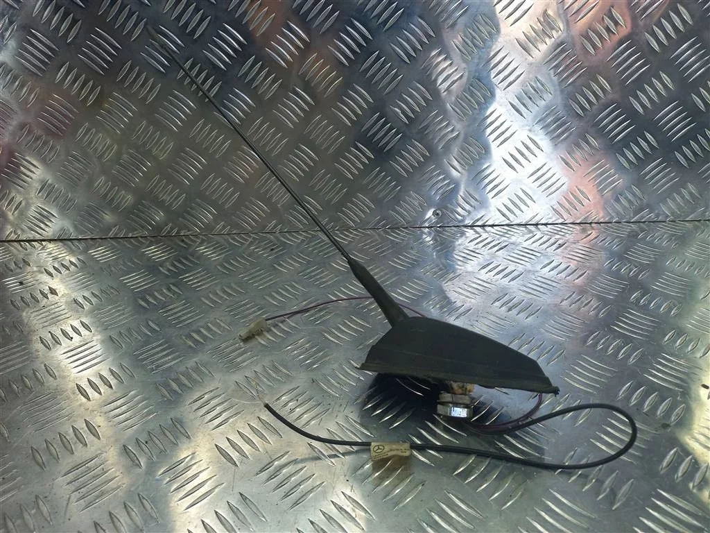 Антенна MERCEDES-BENZ Sprinter W906 (2006—2019)