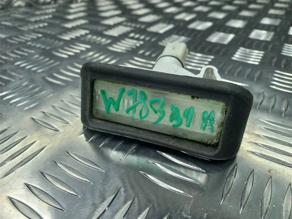 Фонарь номерного знака Citroen Berlingo II (2008—