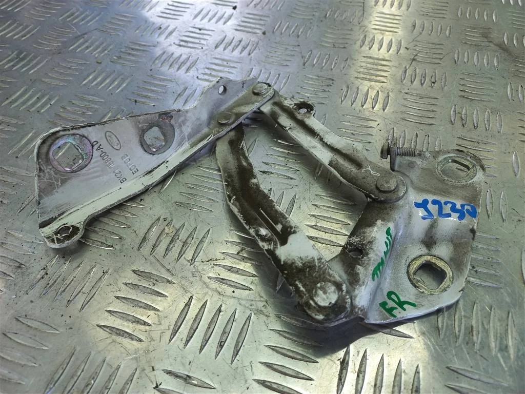 Петля капота правая FORD Transit VIII (2013—2025)