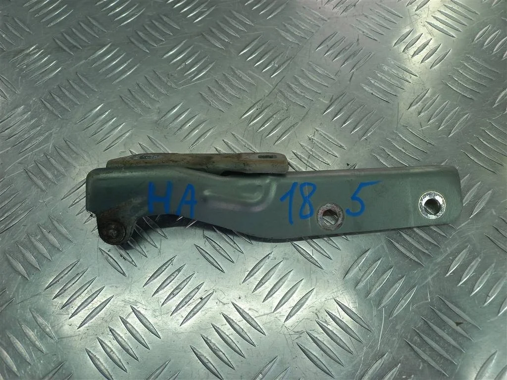 Петля капота левая Fiat Doblo I рестайлинг (2005—