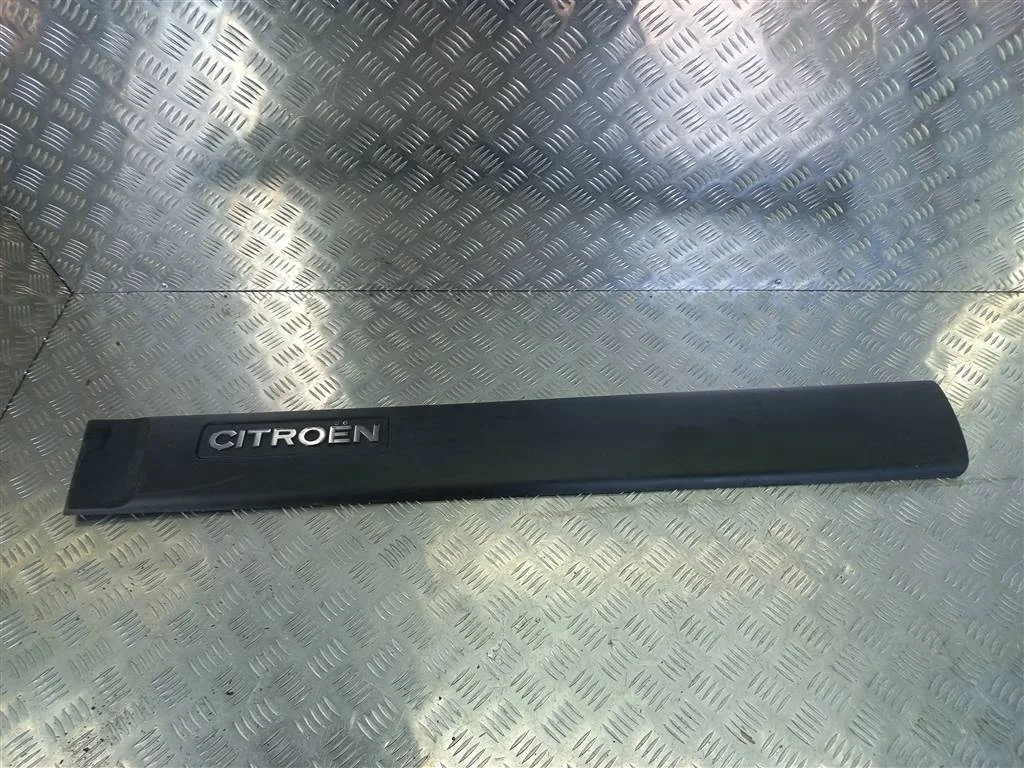 Накладка двери передней Citroen Berlingo I рестай