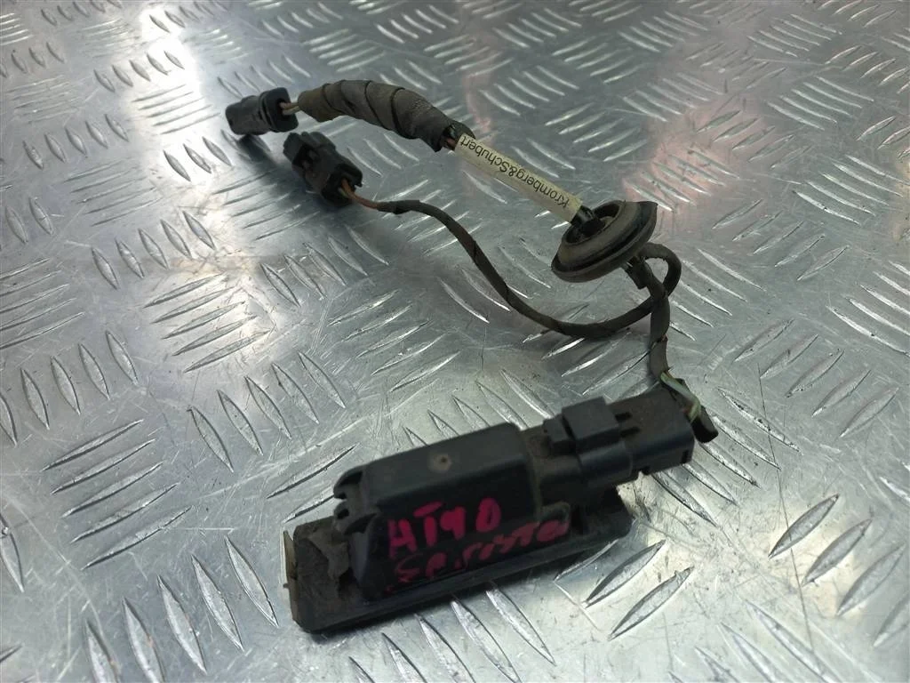 Фонарь номерного знака MERCEDES-BENZ Sprinter W90