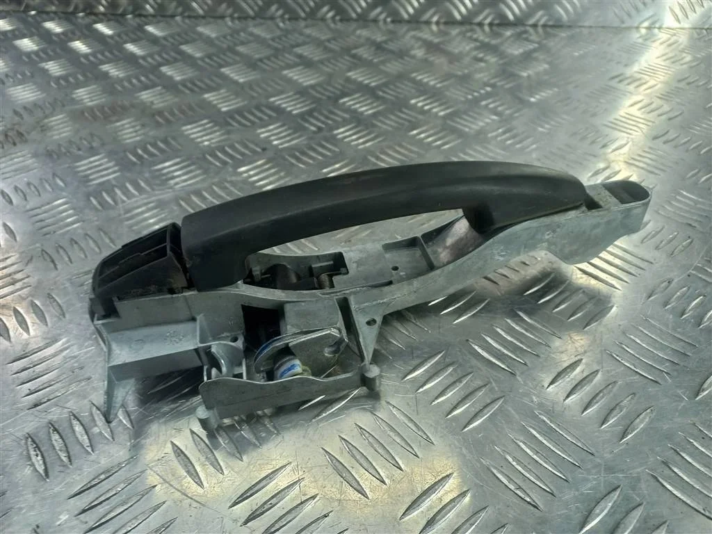 Ручка двери внешняя Peugeot Partner II рестайлинг