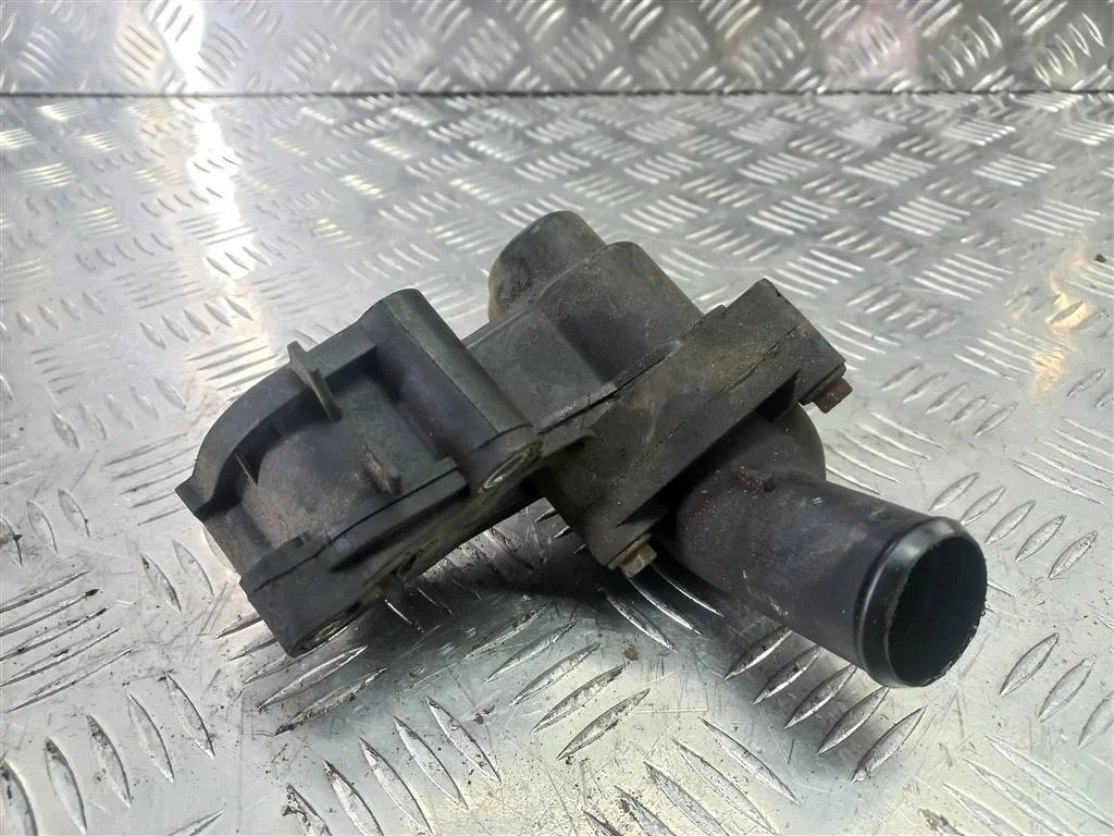 Корпус термостата FORD Tourneo Connect I (2002—20