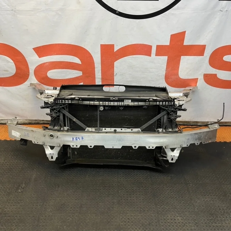 Передняя панель Mercedes-Benz -class 2019 W213