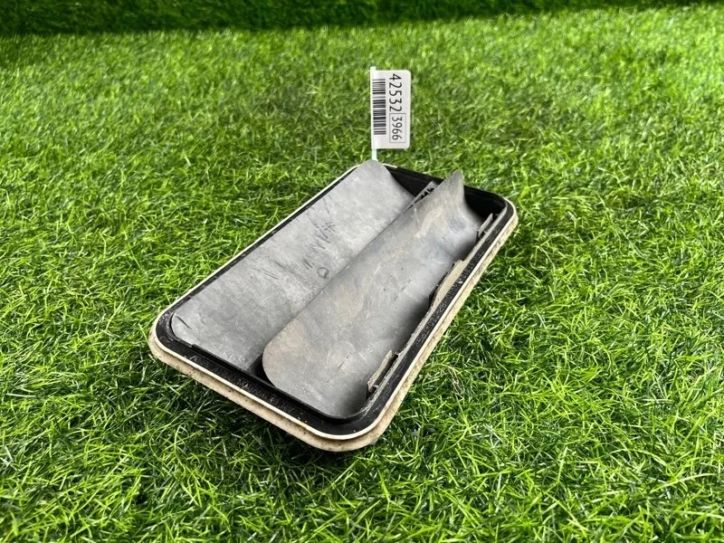 Решетка вентиляционная Hyundai Sonata 2006 975103K000 NF G4KC