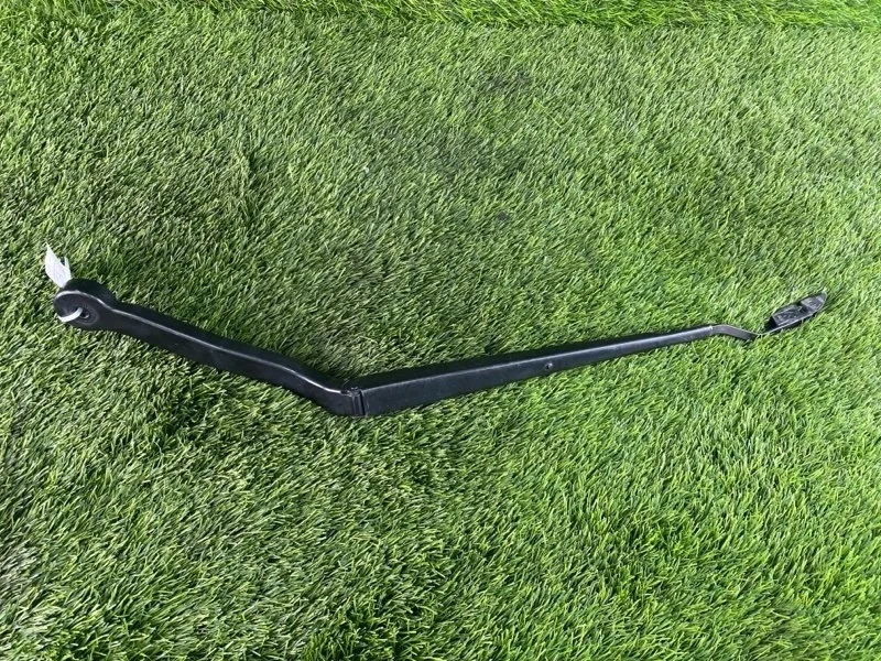 Дворник / Поводок стеклоочистителя BMW X6 2017 61617304069 F16 N57D30A, правый