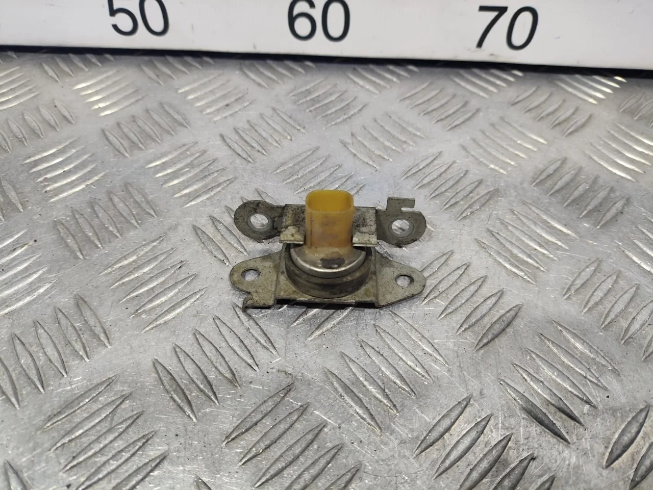 [Б/У] Датчик ускорения Land Rover [Код: 00618744 ]