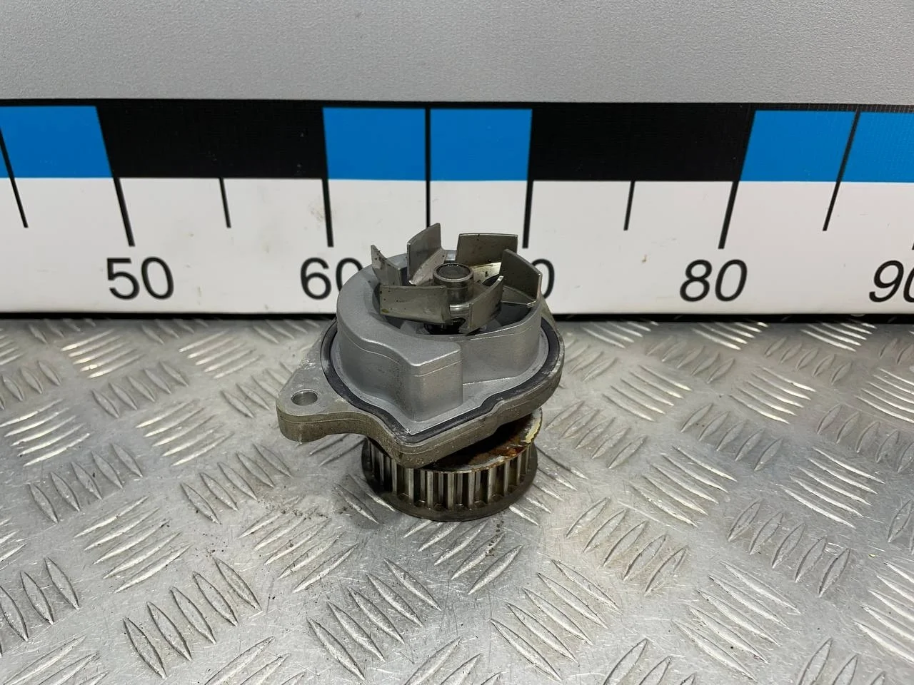 [Б/У] Насос водяной Skoda Seat VW [Код: 00618268 ]