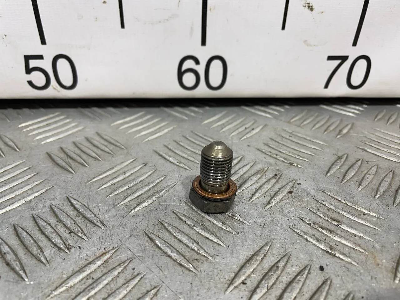 [Б/У] Пробка маслянного поддона [Код: 00618244 ]