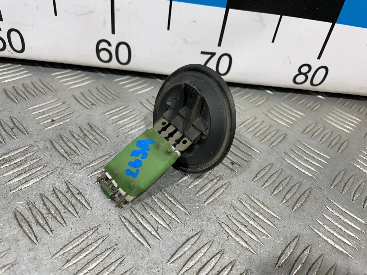 [Б/У] Резистор печки Fabia Rapid Polo [Код: 00618107 ]