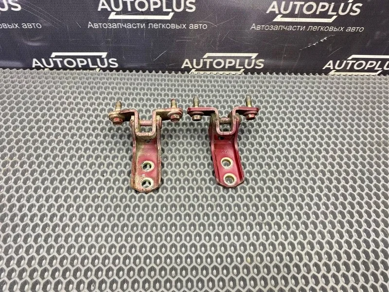 Дверные петли Mitsubishi Lancer 2007 MR302271 СЕДАН 4G13, переднее правое