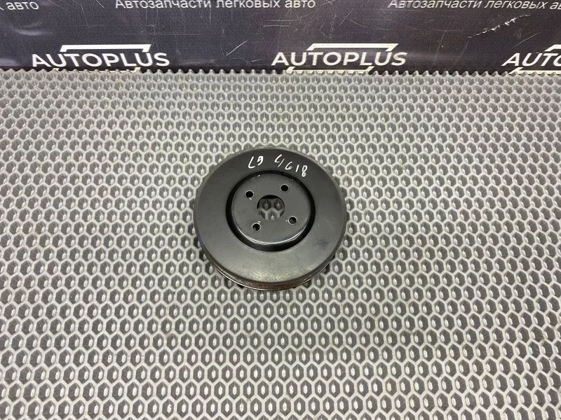 Шкив помпы Mitsubishi Lancer 2007 MD320154 СЕДАН 4G13