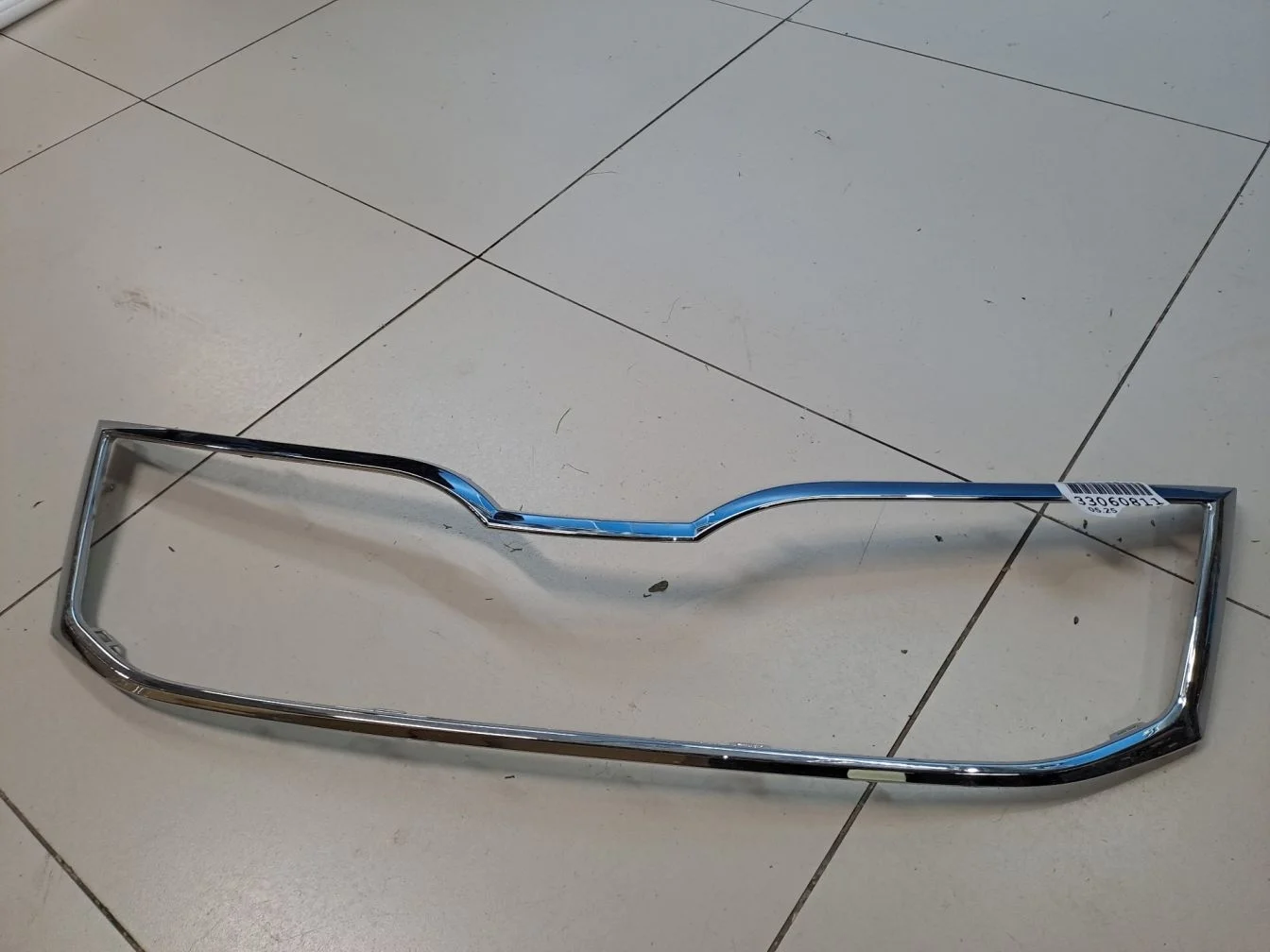 Молдинг решётки радиатора для Skoda Octavia A7 2013-2020