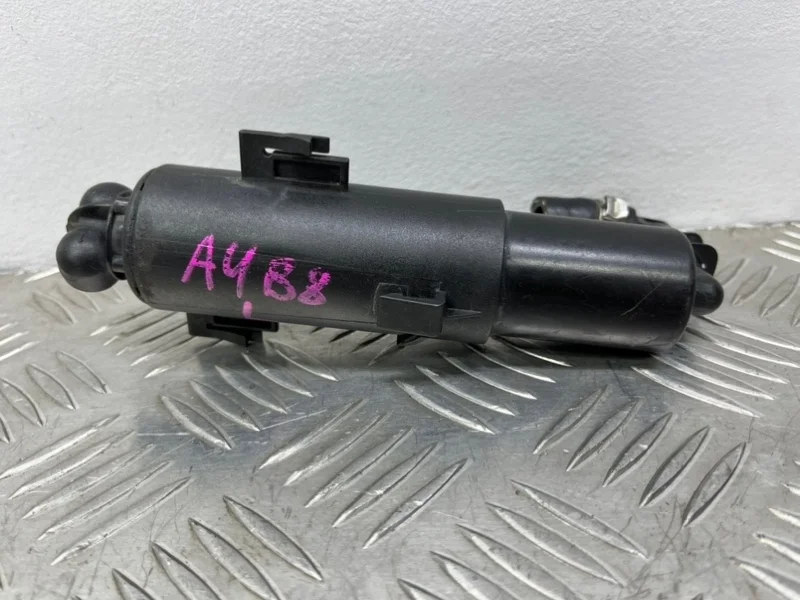 Форсунка фары Audi A4 B8