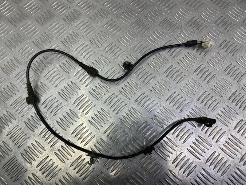 Датчик abs Suzuki SX4 YB YA