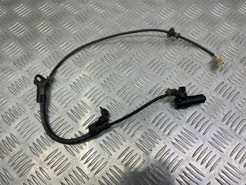Датчик abs Lexus LS430 UCF30 UCF31