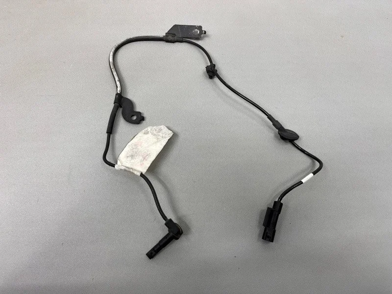 Датчик abs Mitsubishi Lancer 10 CY