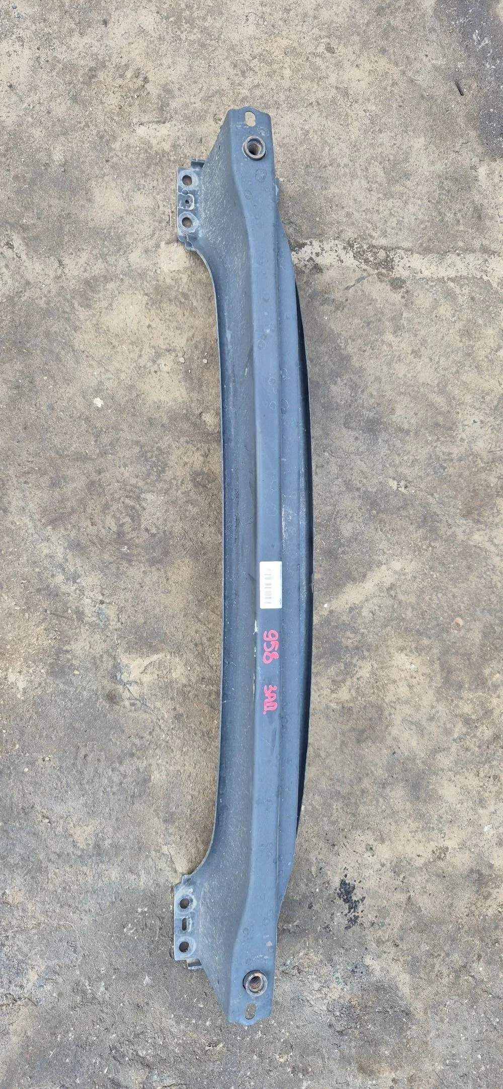 Усилитель заднего бампера для Porsche Cayenne 2