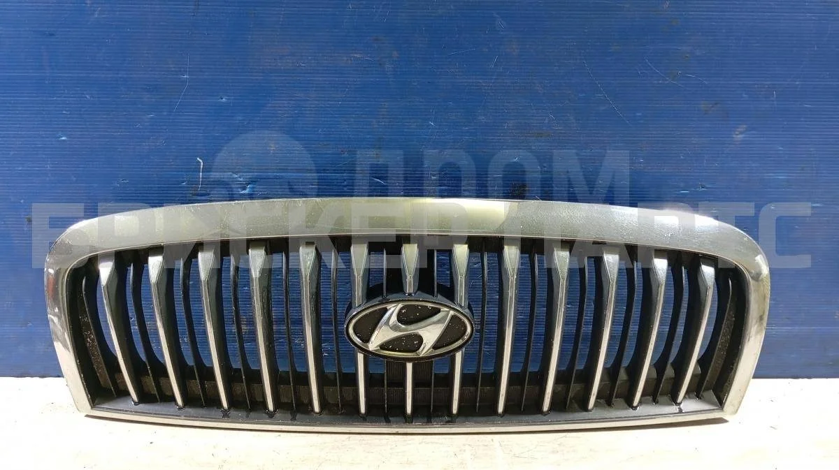 Решетка радиатора Хендай Соната 4  (EF)