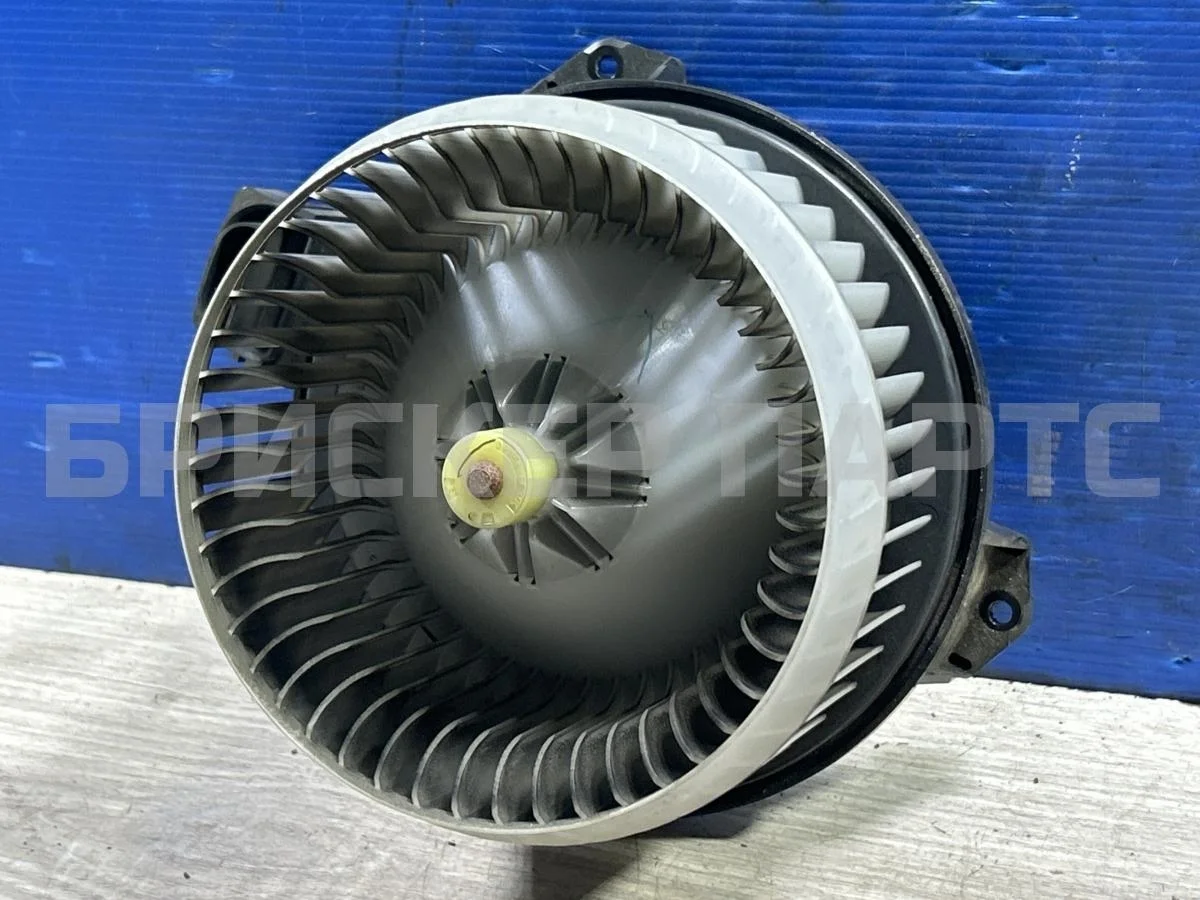 Моторчик печки, отопителя Хонда Цивик 8 4D (FD)